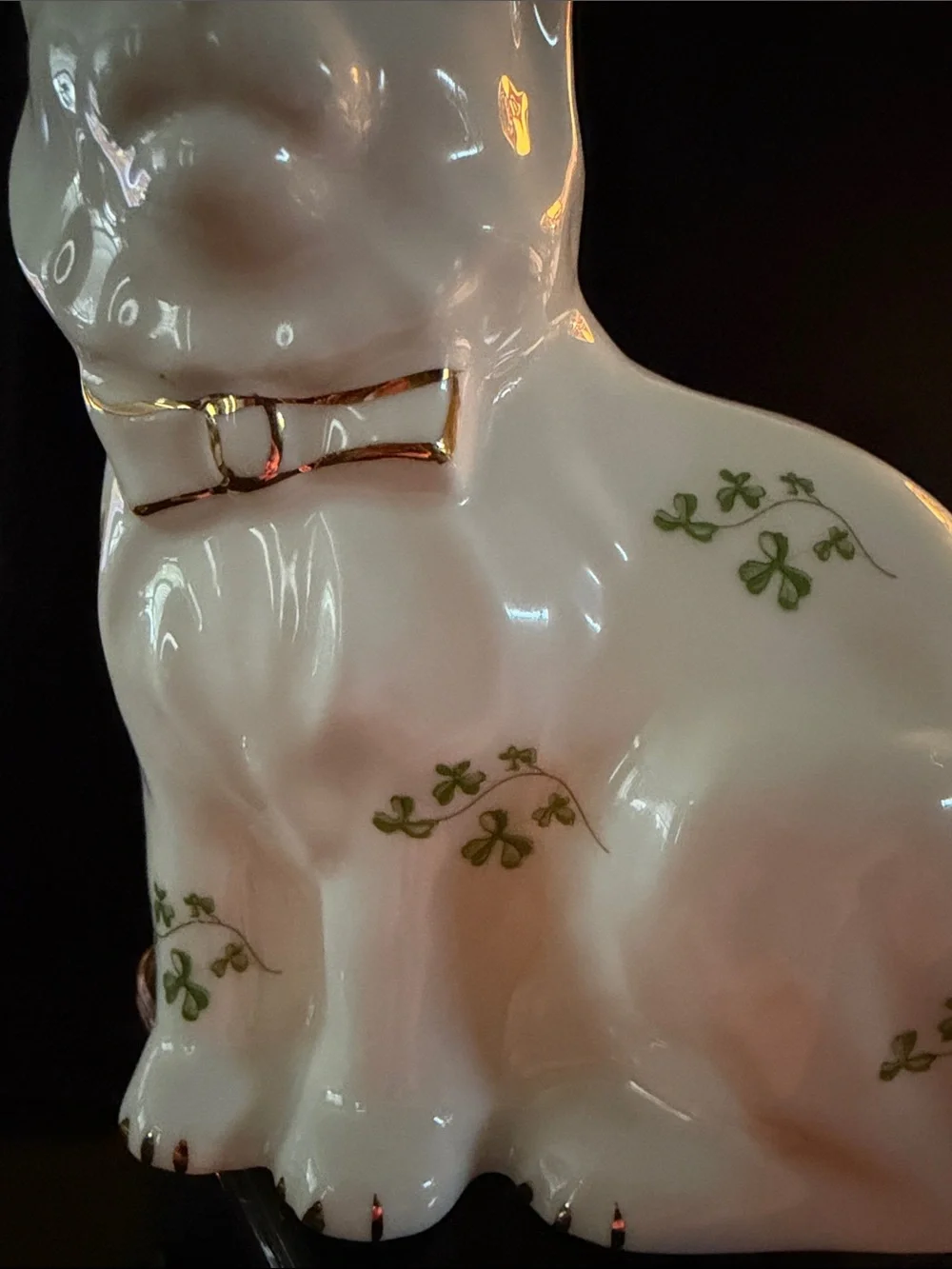Royal Tara Irish Fine Bone China Cat Figurine with Green Shamrock Motif